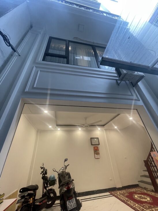 Bán Nhà 6 Tầng Mới Xây Gần Vinhomes Riverside – Long Biên – Chỉ 6,4 Tỷ