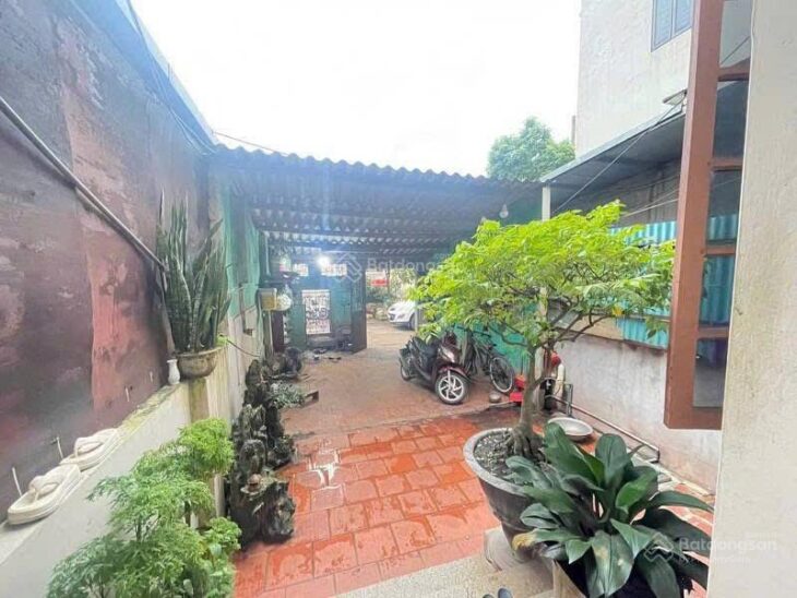 Bán nhà Kiến Hưng ô tô vào nhà 81m2 mặt tiền 4.5m giá chỉ 12 tỷ thoáng vĩnh viễn