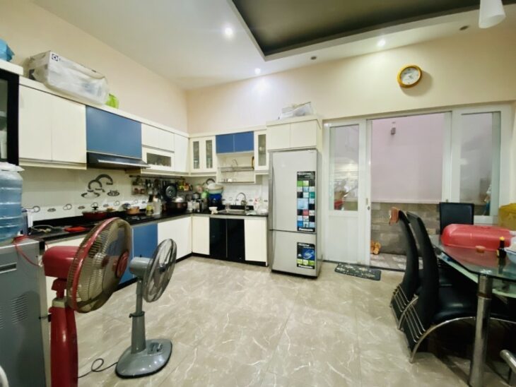 BÁN GẤP NHÀ NGUYỄN TƯ GIẢN – GÒ VẤP- HẺM XE HƠI NHỰA – 4 TẦNG – 5PN – 84M2 (6❌14) -CHỦ XOẮN BÁN