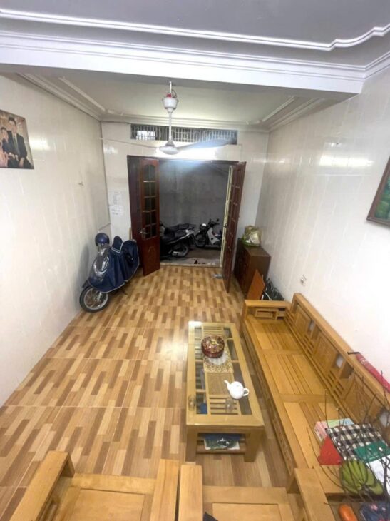 BÍ ẨN ĐỐNG ĐA – CĂN NHÀ “GIẤU MÌNH” CHỜ CHỦ NHÂN GIẢI MÃ! ???? CHỈ 1 NHÀ RA MẶT NGÕ – TRƯỚC NHÀ RỘNG