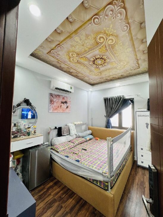 CHỦ GẤP BÁN – HẠ CÒN 7,1 TỶ NHÀ ĐẸP 5 TẦNG BTCT – 38M2 – HẺM XE HƠI THÔNG – SÁT MẶT TIỀN HƯNG PHÚ