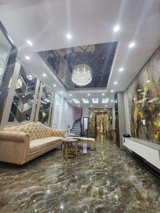 BÁN NHÀ VÕ THỊ SÁU, 7 TẦNG – THANG MÁY – GẦN HỒ – FULL NỘI THẤT – 45M² – 17 TỶ