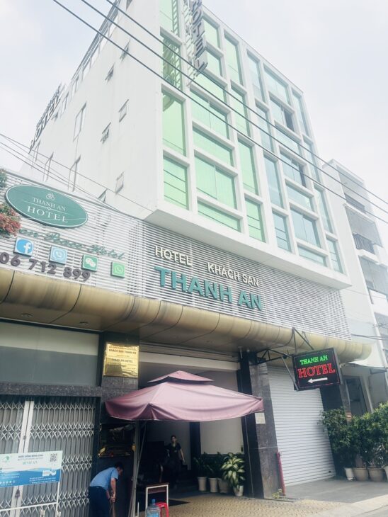 Bán nhà mặt tiền 1 hầm 1 lửng 6 lầu 10x26m giá 33 tỷ Đường Hiệp Thành 45