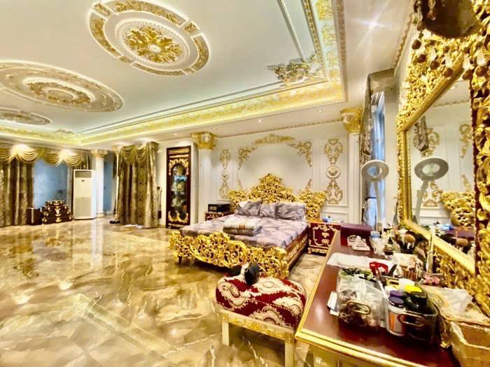 BÁN NHÀ XÃ ĐÀN????DT 48M2????MT 11.5M????12.2 TỶ????NGÕ Ô TÔ DỪNG ĐỖ NGÀY ĐÊM????