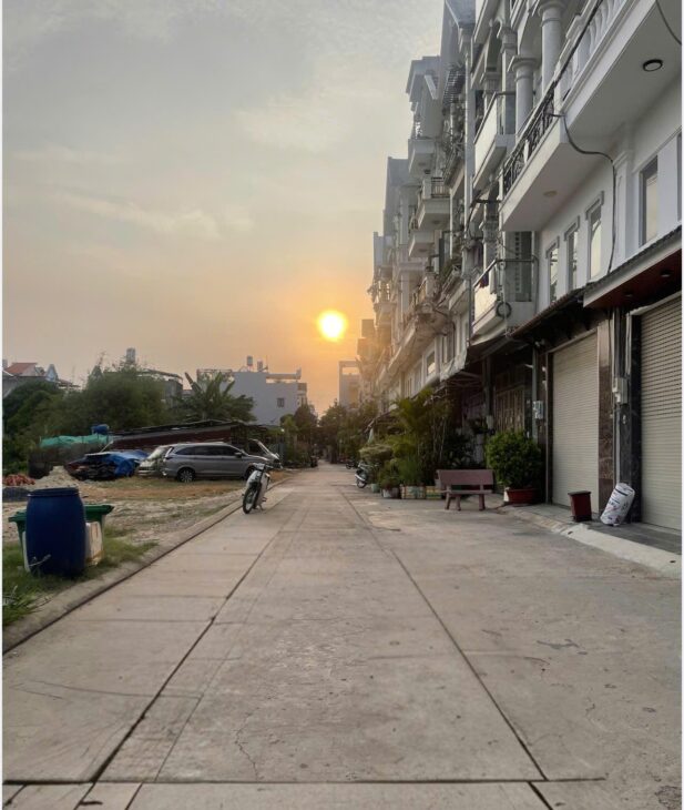 TÔI BÁN NHÀ HẺM 102 KHU NGUYỄN ẢNH THỦ, Q.12, HXH x 91m2 x 6.5m, NHỈNH 4 TỶ