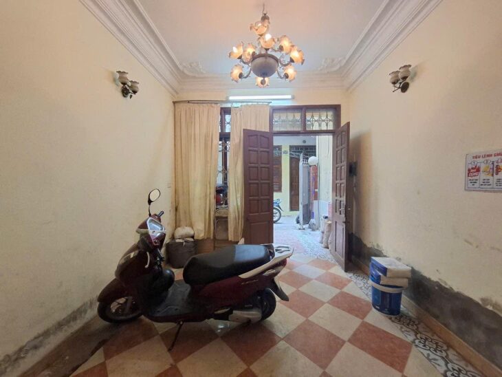 7.95 tỷ có nhà Đỗ Thuận, HBT,49m 3 tầng, ngõ 3 gác, gần oto