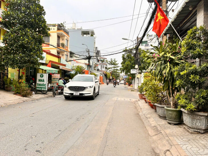 Bán đất tặng nhà mặt tiền ngang 6m 120m2 HXT Lê Đức Thọ C4 tiện xây mới gần chợ 12.99 tỷ.