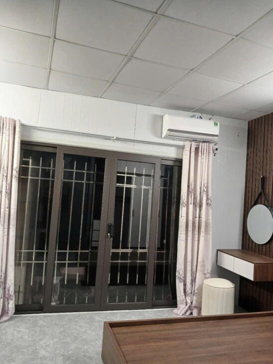 Cần bán nhà 3 tầng đẹp ở luôn Nam Dư, ngõ 3 gác thông thoáng, 2.5 tỷ