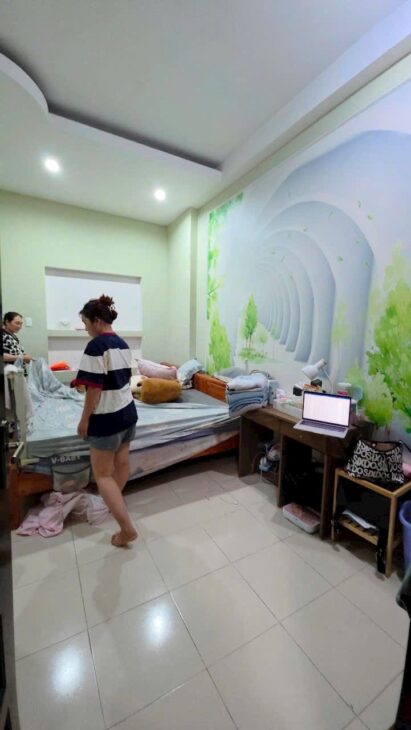 Bán nhà 92m², 2 tầng, 3PN, 4WC, Q.9, 6.4 tỷ, sổ hồng