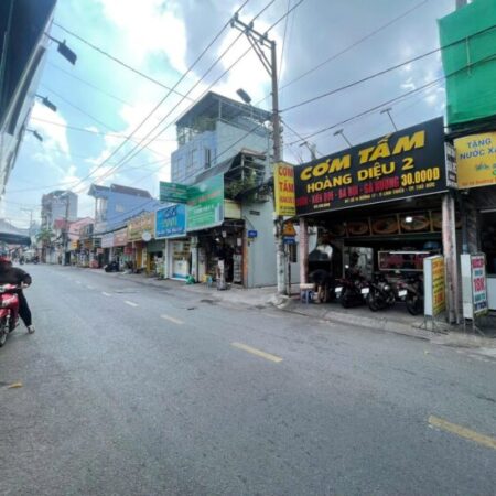 Nhà chính chủ gấp bán, vị trí kinh doanh đỉnh, nhà đã bỏ lộ gới, đang chờ quyết định