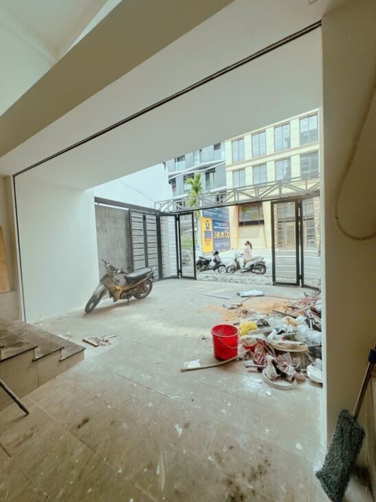 BÁN NHÀ MẶT TIỀN PHÚ NHUẬN-SÁT BÊN KHÁCH SẠN TÂN SƠN NHẤT- TÒA BUILDING -7 TẦNG CÓ HẦM THÔNG SÀN –