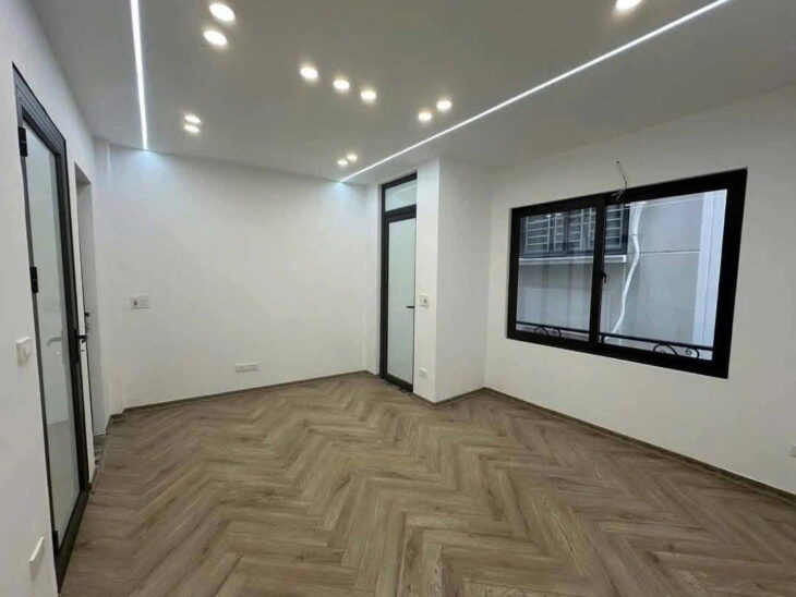 Chính chủ bán gấp nhà mới, ngõ ô tô: DT 60m2 – 6 tầng- 11,85 tỷ. Quan Nhân, Thanh Xuân.