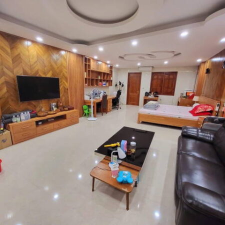 Bán nhà hot VIP nhất Đống Đa . DT 120 m2 , 6T , MT 5 m . Giá 47 tỷ . Bán nhà hot VIP nhất Đống Đa . DT 120 m2 , 6T , MT 5 m . Giá 47 tỷ .