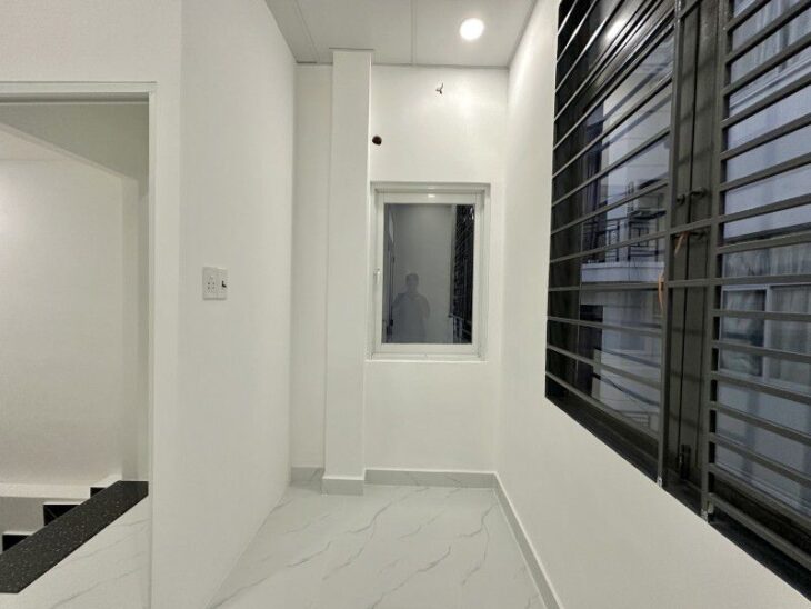 BÌNH THẠNH, NƠ TRANG LONG GIÁP PHAN ĐĂNG LƯU, P14 – 30M2 – 3 TẦNG – 20M RA MẶT TIỀN – 4.8 TỶ.