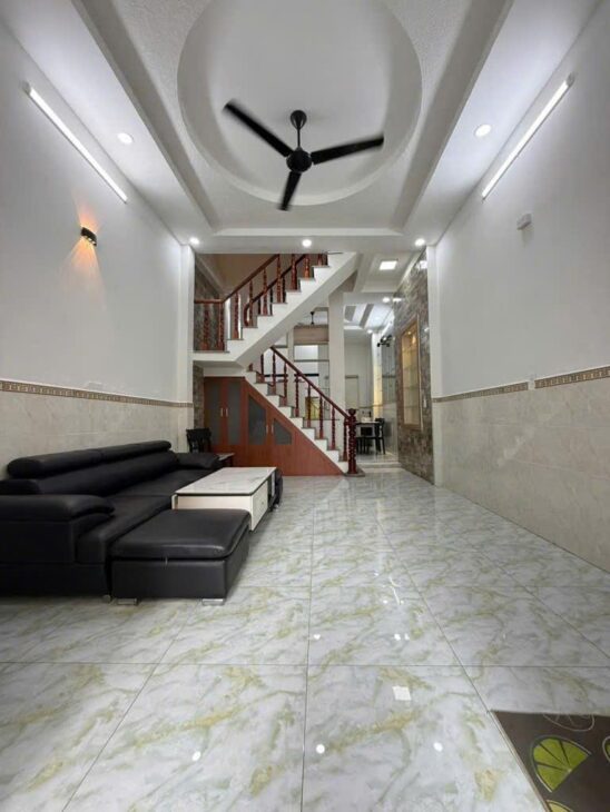 BÁN NHÀ 2 TẦNG 53m2, ĐƯỜNG TRƯƠNG THỊ HOA, Q.12, HXH, 4×13, NHỈNH 3 TỶ