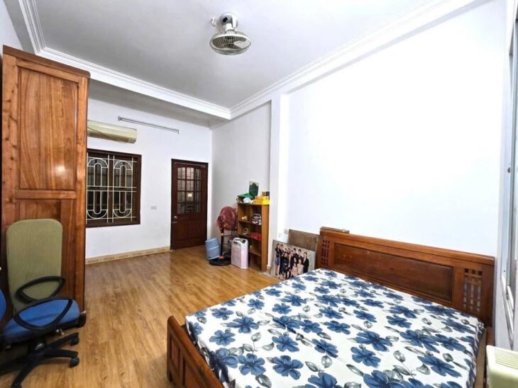 Bán Nhà Phố Kim Giang, 50m², 5 Tầng, Giá 11 Tỷ, Mới Xây
