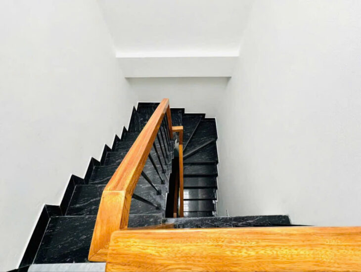 BÁN NHÀ MỚI KOONG ĐỊNH CÔNG, VÀI BƯỚC CHÂN RA PHỐ 38M x 5T GIÁ 8,6 TỶ (CÓ THƯƠNG LƯỢNG)