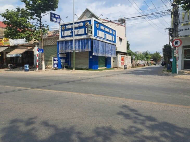 Bán nhà MẶT TIỀN kinh doanh,giá chỉ bằng trong hẻm,gần Nguyễn Thị Minh Khai