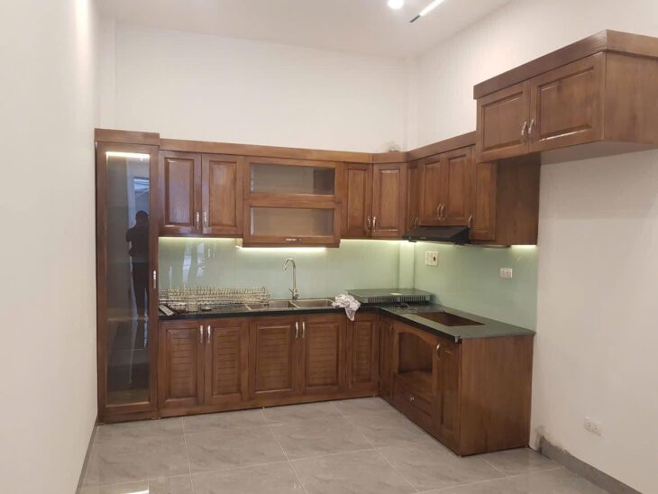 Hot! Bán nhà Bạch Mai 40m2.MTx5m ngõ thông, ô tô đỗ cửa, gần nhiều trường học lớn.