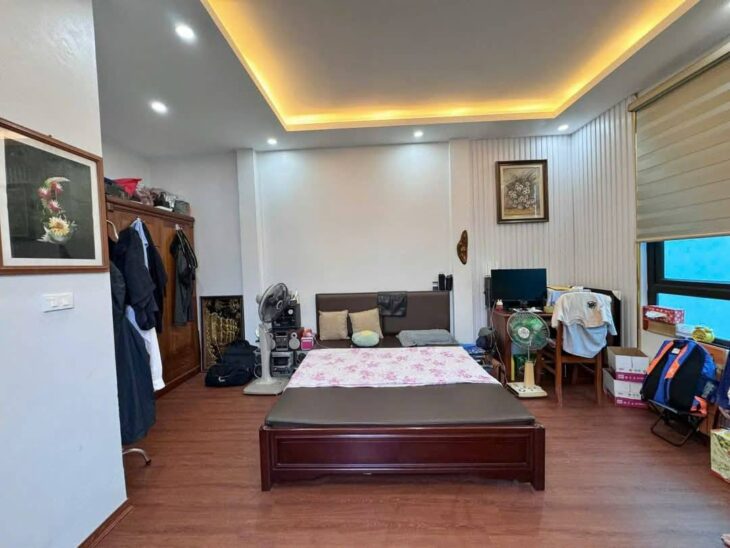 Nhà 5T khu Minh Khai-MT 5m-cách 1 nhà ô tô tránh-Ngõ thông.