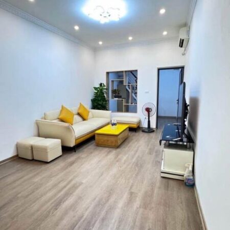 NHÀ ĐẸP KHƯƠNG ĐÌNH – LÔ GÓC 2 MẶT THOÁNG TRƯỚC SAU – NGÕ 3 GÁC- DT 30M2 GIÁ HƠN 7 TỶ