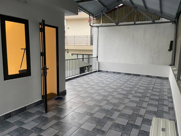 BÁN NHÀ ĐẸP VƯƠNG THỪA VŨ, 4 TẦNG, NGÕ NÔNG, GẦN PHỐ, GIÁ 12,3 TỶ