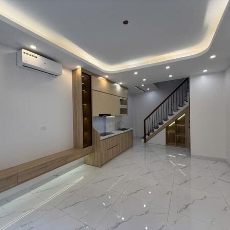 BÁN NHÀ ĐẸP PHÂN LÔ BÁT KHỐI GIA LÂM 4 TẦNG, Ô TÔ ĐỖ CỬA GIÁ 5,95 TỶ