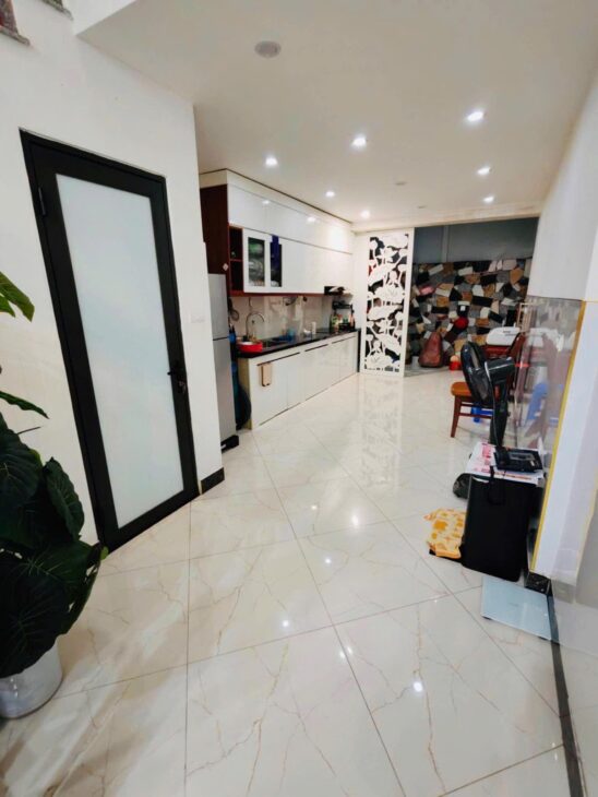 PHÂN LÔ Ô TÔ ĐỖ CỬA – NGUYỄN ĐỨC CẢNH – HOÀNG MAI – NGÕ THÔNG – GẦN HỒ – GẦN TIME CITY – NHÀ DÂN