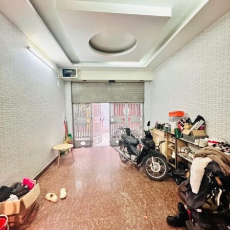 Bán nhà Đại Từ 75m2.MTx5m mặt ngõ, ô tô đỗ cửa, gần hồ