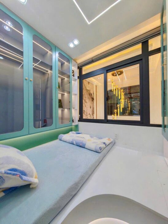 BÁN NHÀ 5 TẦNG ĐẸP – HẺM NGUYỄN THIỆN THUẬT, QUẬN 3 – GIÁ 5.7 TỶ – SỔ HỒNG CHÍNH CHỦ