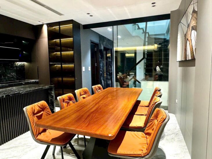 BÁN NHÀ NGỌC LÂM – 7 TẦNG THANG MÁY – NGÕ RỘNG Ô TÔ TRÁNH – KINH DOANH ĐỈNH – GẦN PHỐ CỔ.