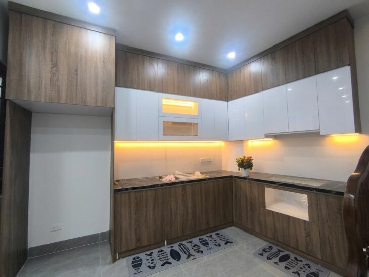 CĂN GÓC 4T NGÕ QUỲNH-HBT-40M2,MT 6M-GẦN HỒ-THOÁNG MÁT