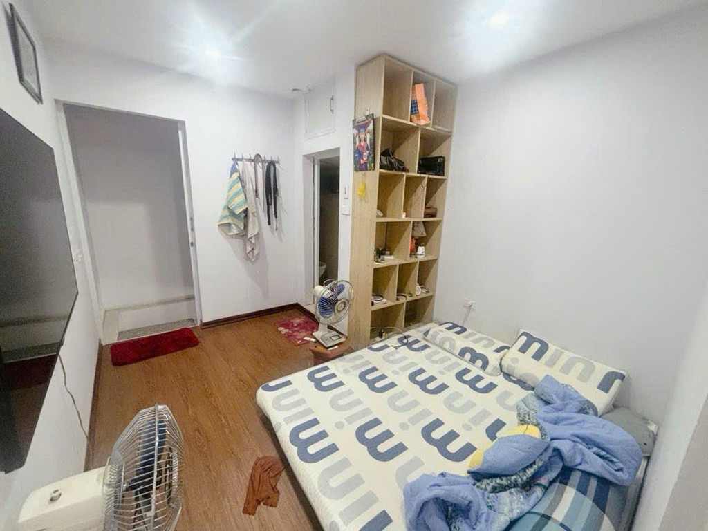 Mặt ngõ thông – Sổ riêng – Không quy hoạch – Vừa ở vừa kinh doanh ngõ rộng 3.5M.Chỉ 4,05 tỷ