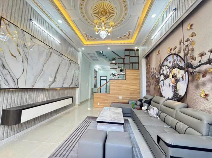 Siêu phẩm NHÀ 3 LẦU Sang – Xịn – Mịn thiết kế hiện đại, cách đường Lò Lu chỉ 50m