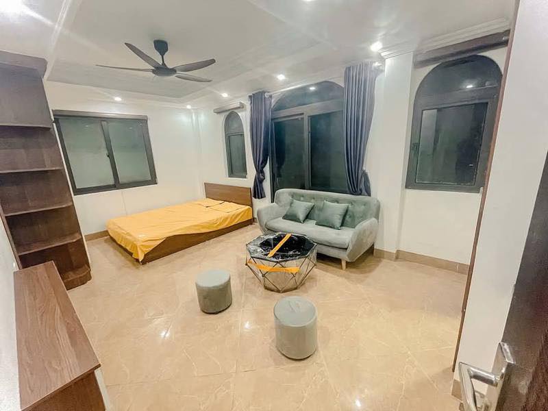 SIÊU PHẨM DÒNG TIỀN – LÔ GÓC 3 THOÁNG – 20 PHÒNG KHÉP KÍN – SÁT PHỐ NGUYỄN VĂN CỪ – LONG BIÊN