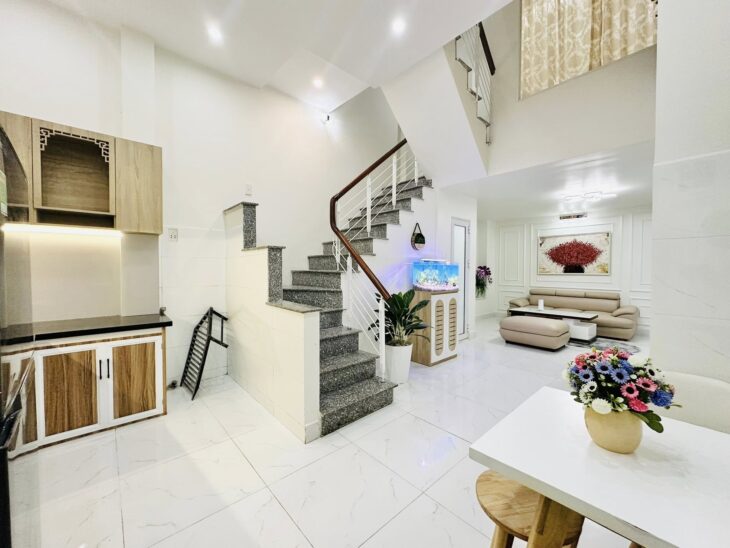 ► Nhà Góc kiệt gần 3m sát Mặt Tiền Lê Đình Lý, 36m2, 3 tầng, 3.15 tỷ