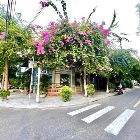 Lô góc 2 mặt tiền Phạm Hữu KÍnh -Ngay Sin Cosmo-Cầu Trần Thị Lý. Lô góc 2 mặt tiền Phạm Hữu KÍnh -Ngay Sin Cosmo-Cầu Trần Thị Lý.