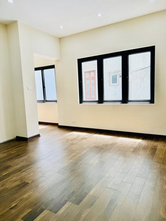 Bán Nhà Phố Thụy Khuê, Quận Tây Hồ, 60M, 5 Tầng, Mặt Tiền 5,8m , Gía Chỉ 14,7 tỷ