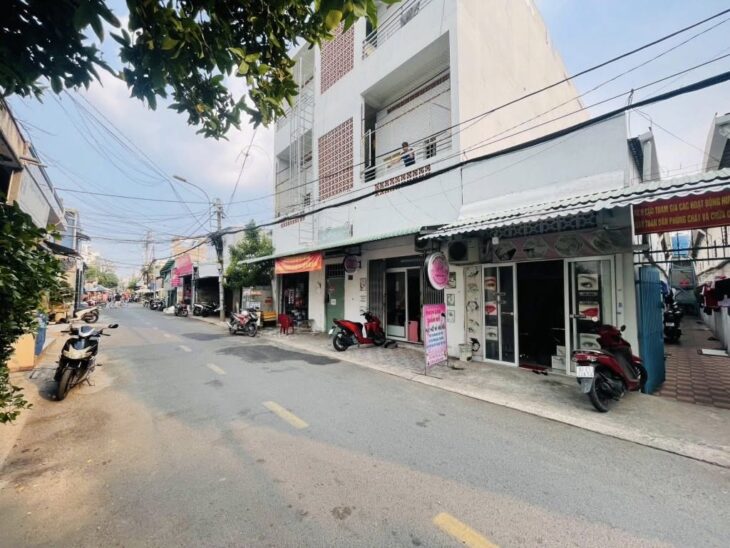 Bán tòa nhà mặt tiền 3 tầng 10x25m giá 18,5 tỷ Đường Hiệp Thành 5