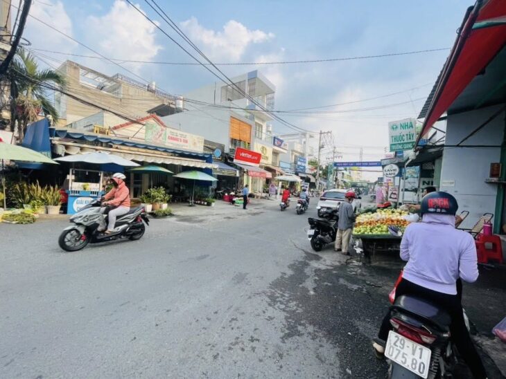 Bán tòa nhà mặt tiền 3 tầng 10x25m giá 18,5 tỷ Đường Hiệp Thành 5