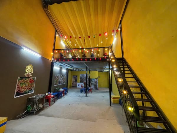 Quận 9 – TP Thủ Đúc ! NHANH CÒN ! SANG QUÁN ĂN VẶT HOẶC SANG RIÊNG MẶT BẰNG ĐẸP LẮM , Tel :