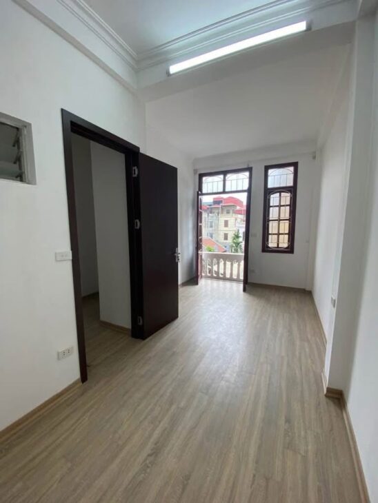 NHÀ ĐẸP TRƯỜNG CHINH LÔ GÓC 2 MẶT THOÁNG – 9 PHÒNG KHÉP KÍN- DT 42M2 GIÁ NHỈNH 8 TỶ