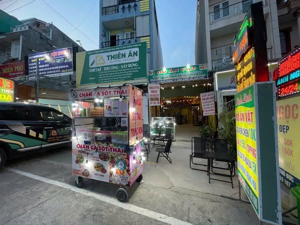 Quận 9 – TP Thủ Đúc ! NHANH CÒN ! SANG QUÁN ĂN VẶT HOẶC SANG RIÊNG MẶT BẰNG ĐẸP LẮM , Tel :