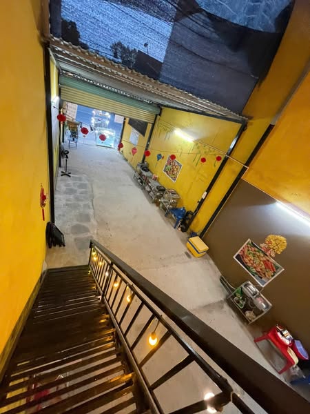 Quận 9 – TP Thủ Đúc ! NHANH CÒN ! SANG QUÁN ĂN VẶT HOẶC SANG RIÊNG MẶT BẰNG ĐẸP LẮM , Tel :