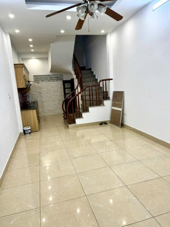 BÁN NHÀ ĐƯỜNG LÁNG – Ô TÔ TRÁNH – KINH DOANH ĐỈNH – 45M2 – 4M MT – 12 TỶ