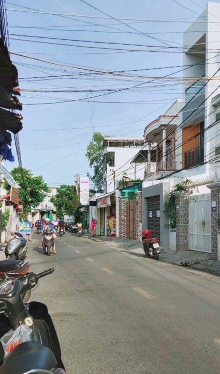 BÁN NHÀ TTTP 4TẦNG MẶT TIỀN KINH DOANH BUÔN BÁN PHƯỜNG PHƯƠNG SÀI