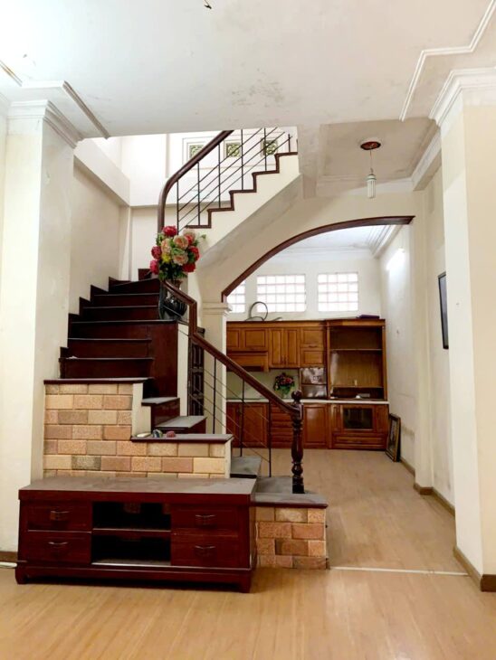 BÁN NHÀ THÔNG PHONG – PHÂN LÔ THÀNH ỦY – 2 MẶT THOÁNG – Ô TÔ DỪNG ĐỖ –52M2 – 4.1M MT – 18.8 TỶ