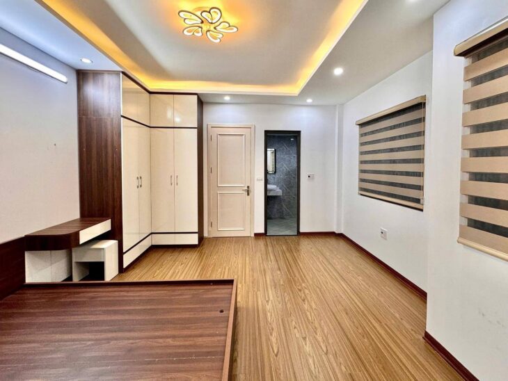 BÁN NHÀ MINH KHAI –32M – LÔ GÓC – FULL NỘI THẤT –GIÁ 7,45 TỶ – CHỈ VIỆC XÁCH VALI VỀ Ở