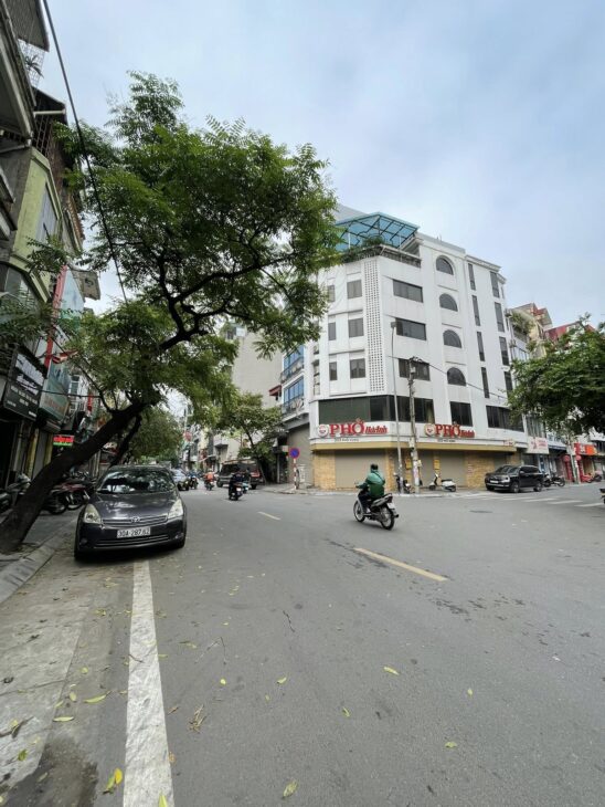 MẢNH ĐẤT VÀNG SIÊU KHỦNG – Mặt Phố Vọng 1100m, MT 25m 363 Tỷ, Tặng GPXD 15 Tầng