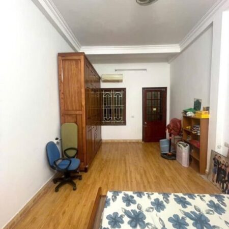 Bán nhà đẹp Chính Kinh 50m², 4 tầng, phường Nhân Chính, ngõ rộng thông, gần Royal City